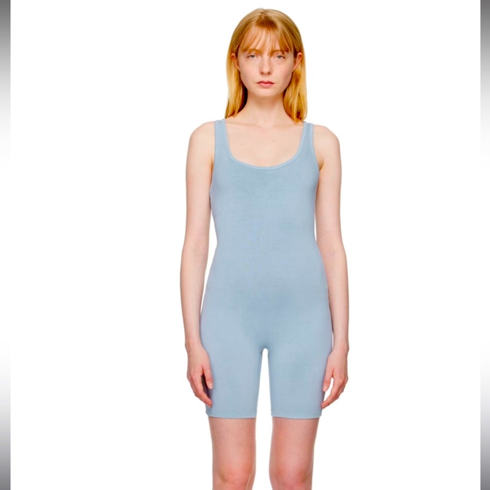 NWT Skims Outdoor Mid Thigh Onesie Denim color size M - sold out online - Picture 5 of 6